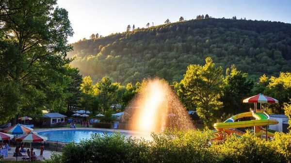 Top campings avec parcs aquatiques pour des vacances familiales